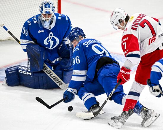 Russia Ice Hockey Kontinental League Dynamo - Lokomotiv