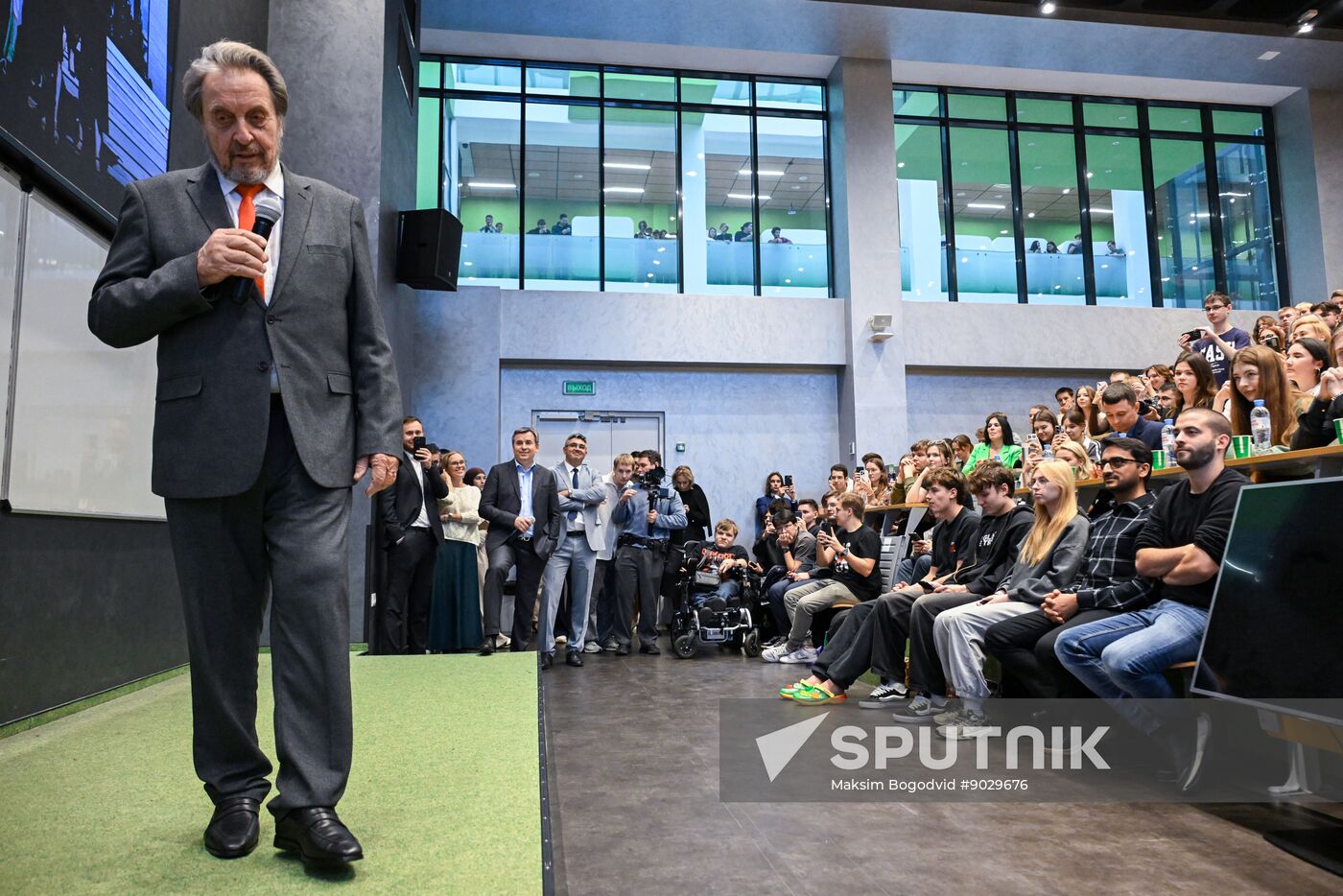 Russia Errol Musk Students