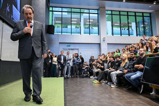 Russia Errol Musk Students