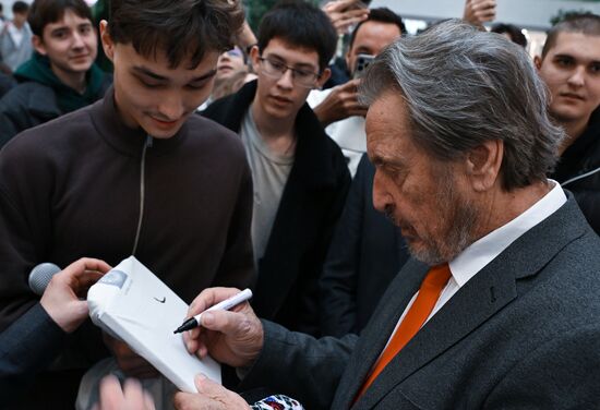 Russia Errol Musk Students