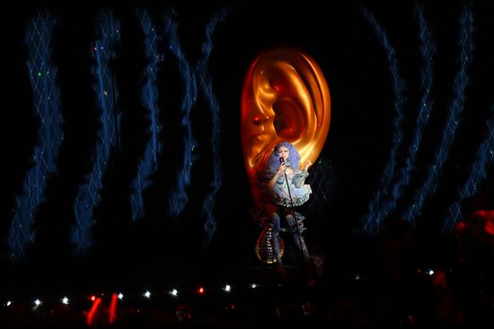 Russia Entertainment Abracadabra Show