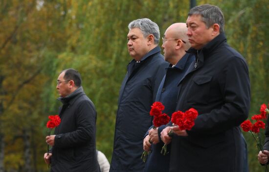 Russia Kazakhstan Wreath Laying