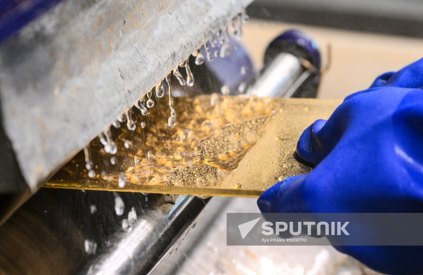 Russia Precious Metals