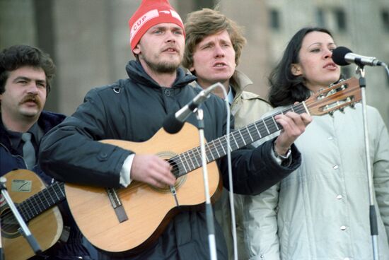 Moscow youth and students hold anti-war rally