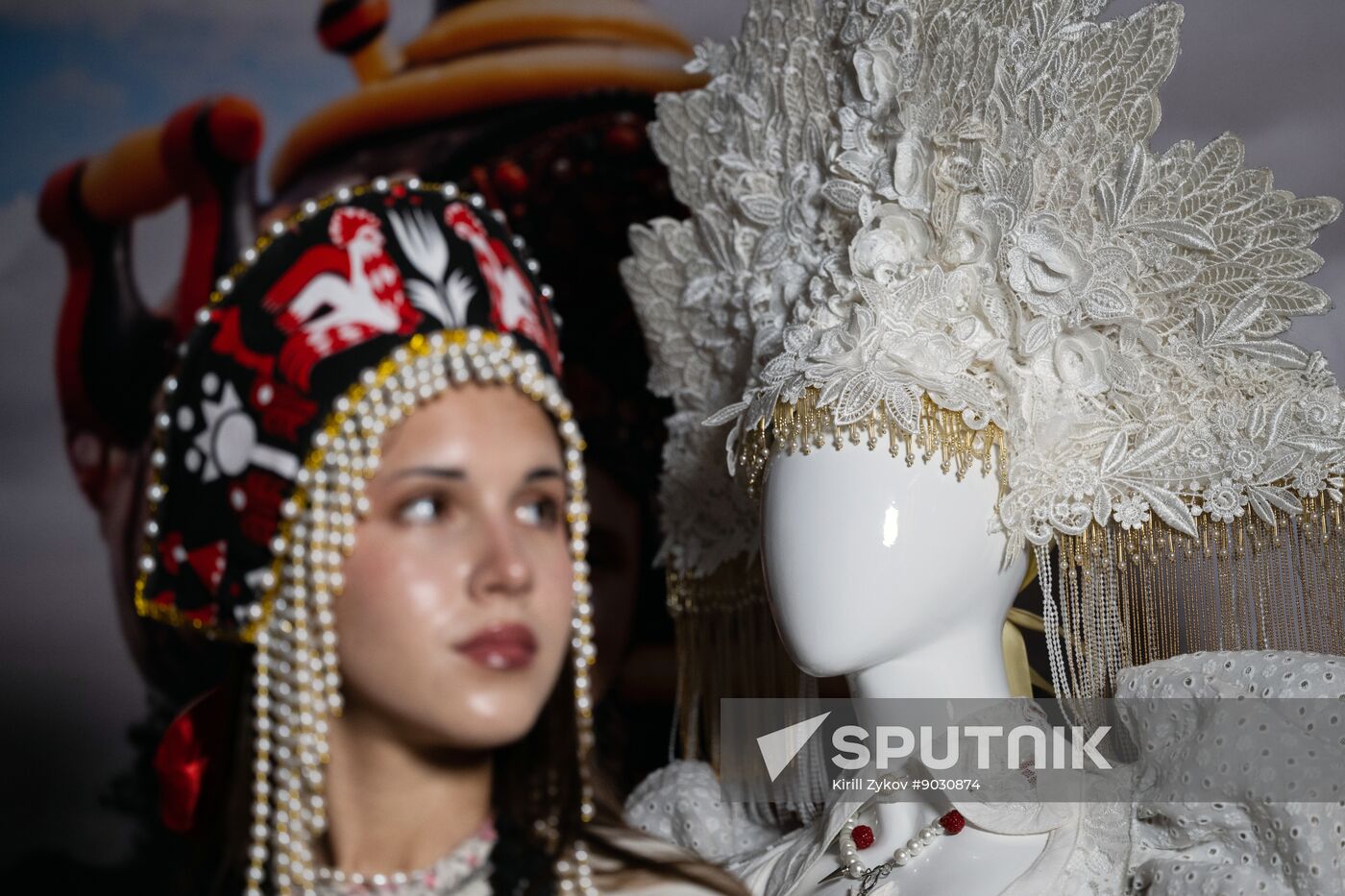 Russia Fashion Traditional Style Collection