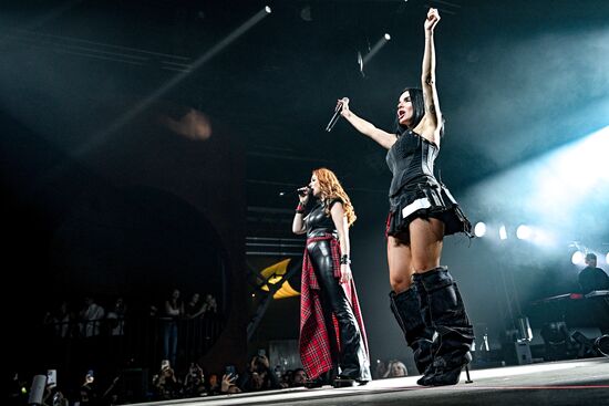 Russia Entertainment t.A.T.u