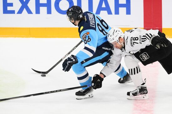 Russia Ice Hockey Kontinental League Sibir - Traktor