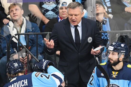 Russia Ice Hockey Kontinental League Sibir - Traktor