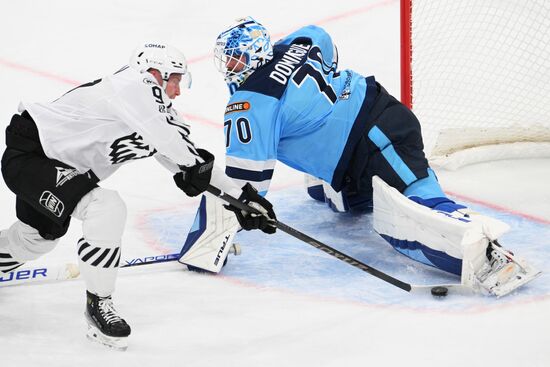 Russia Ice Hockey Kontinental League Sibir - Traktor