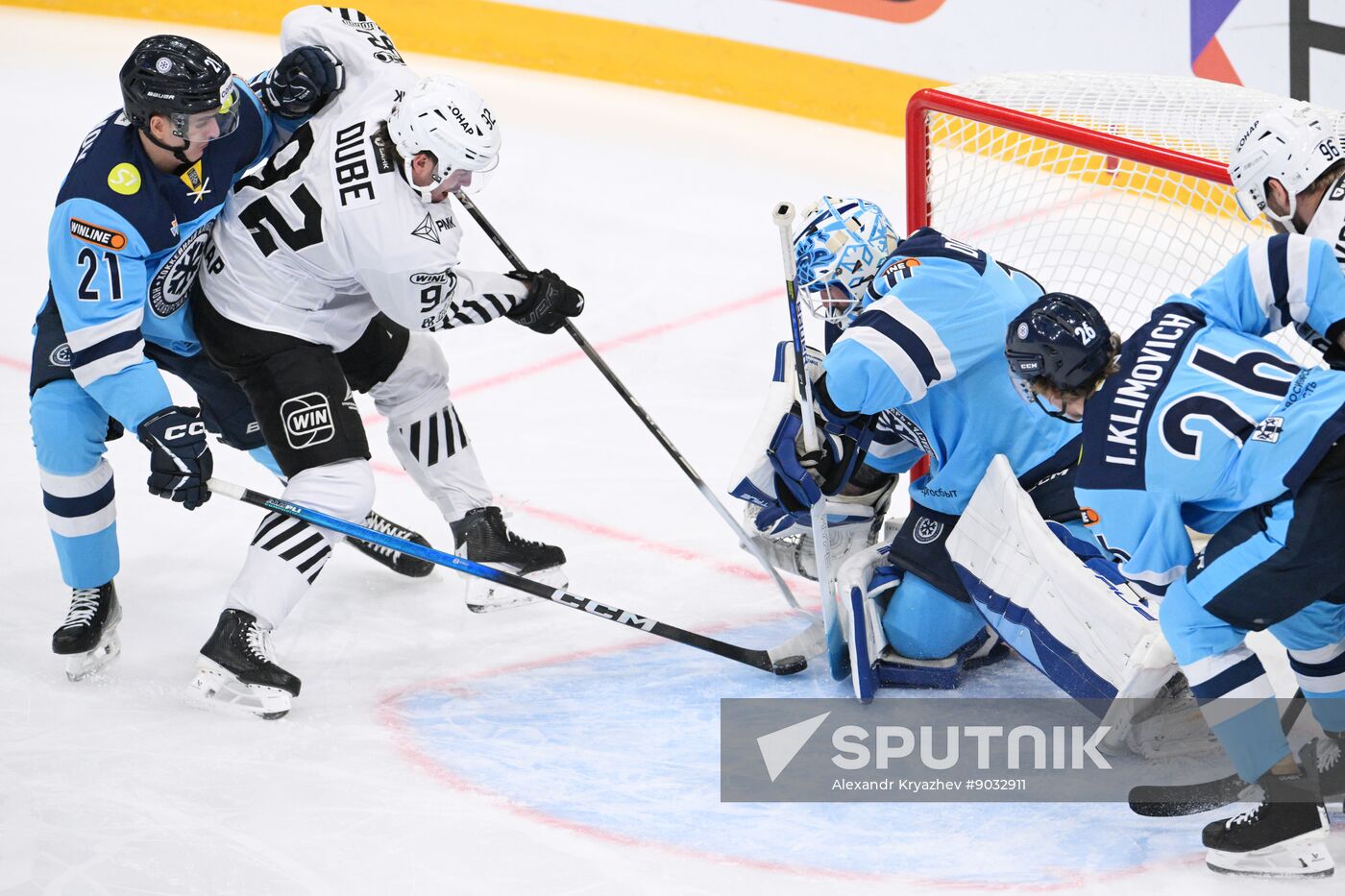 Russia Ice Hockey Kontinental League Sibir - Traktor
