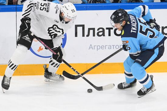 Russia Ice Hockey Kontinental League Sibir - Traktor