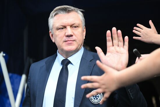 Russia Ice Hockey Kontinental League Sibir - Traktor