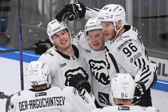 Russia Ice Hockey Kontinental League Sibir - Traktor