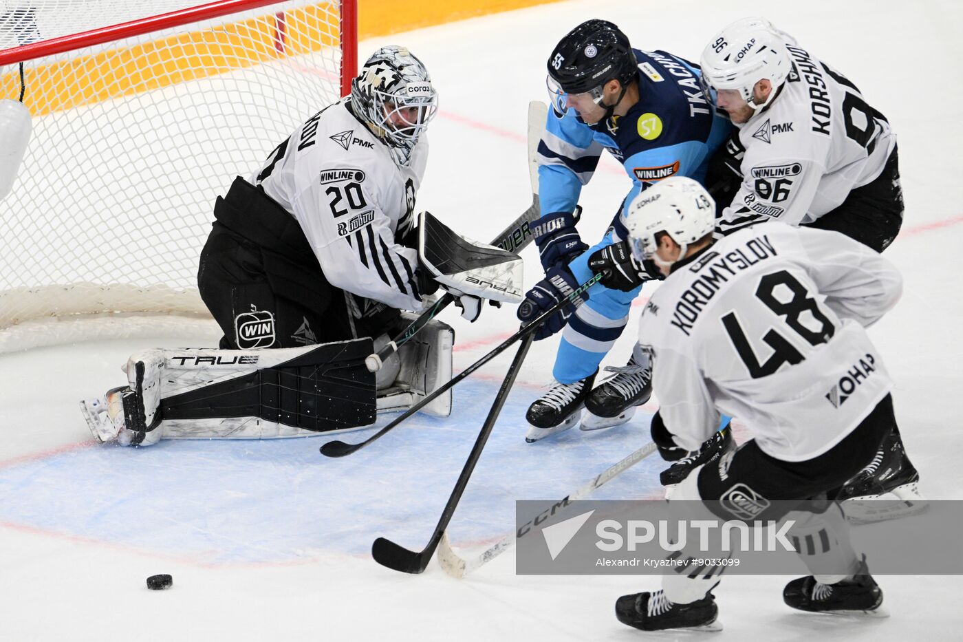 Russia Ice Hockey Kontinental League Sibir - Traktor
