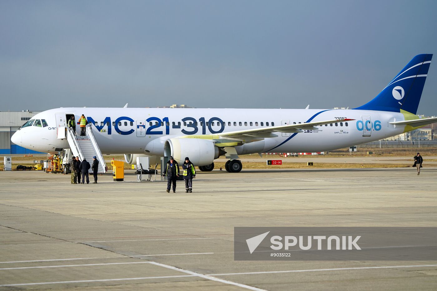 Russia New MC-21 Passenger Jet Tests