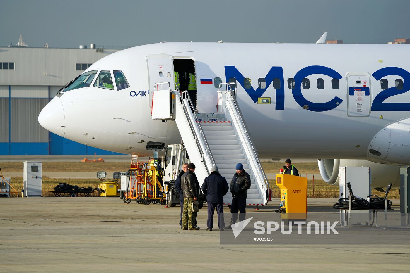 Russia New MC-21 Passenger Jet Tests