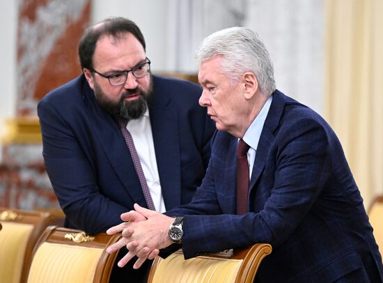 Russia Mishustin Electronics Industry