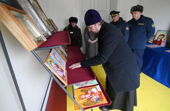 Russia Inmate Icon Painting Contest