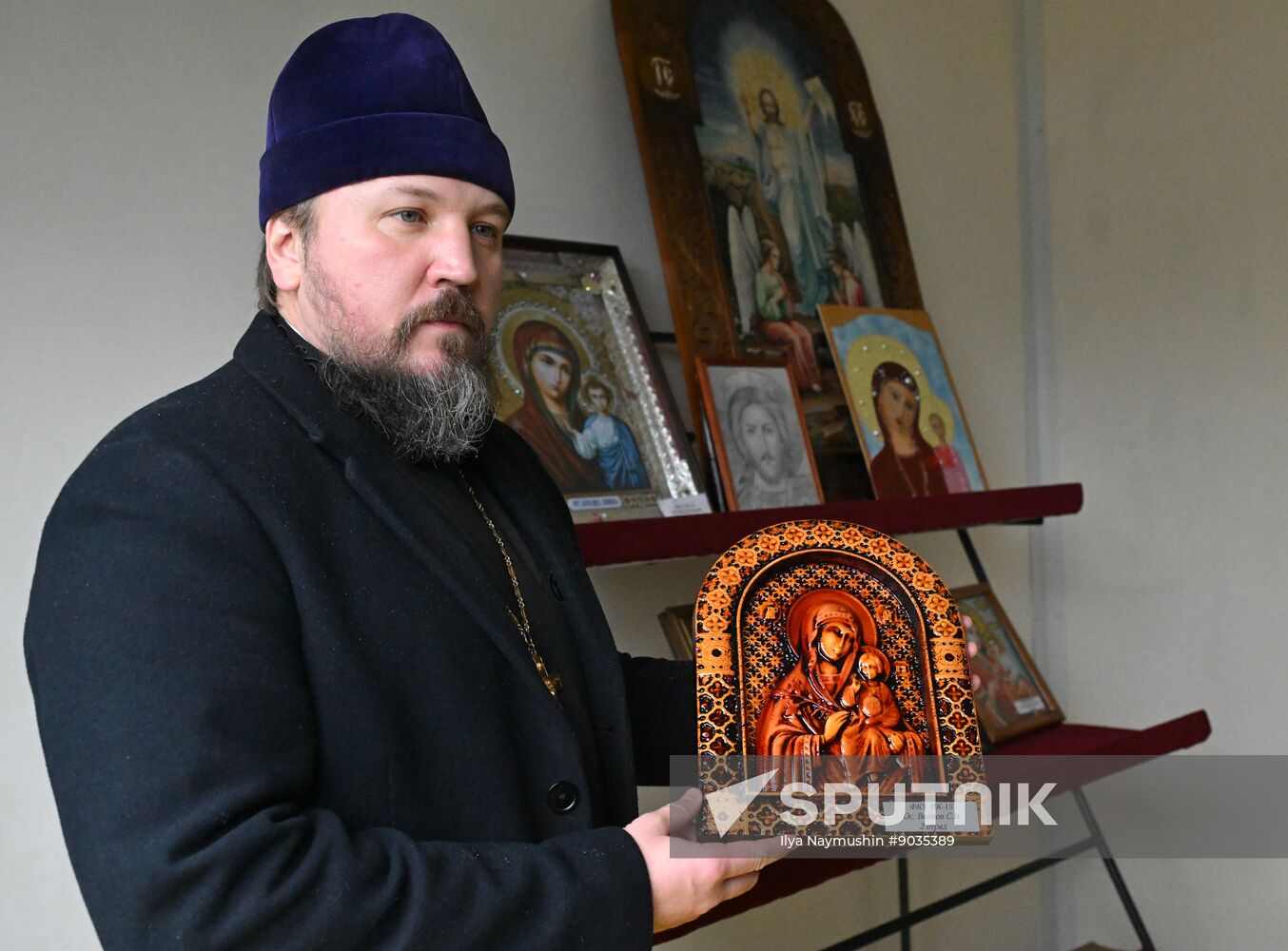 Russia Inmate Icon Painting Contest