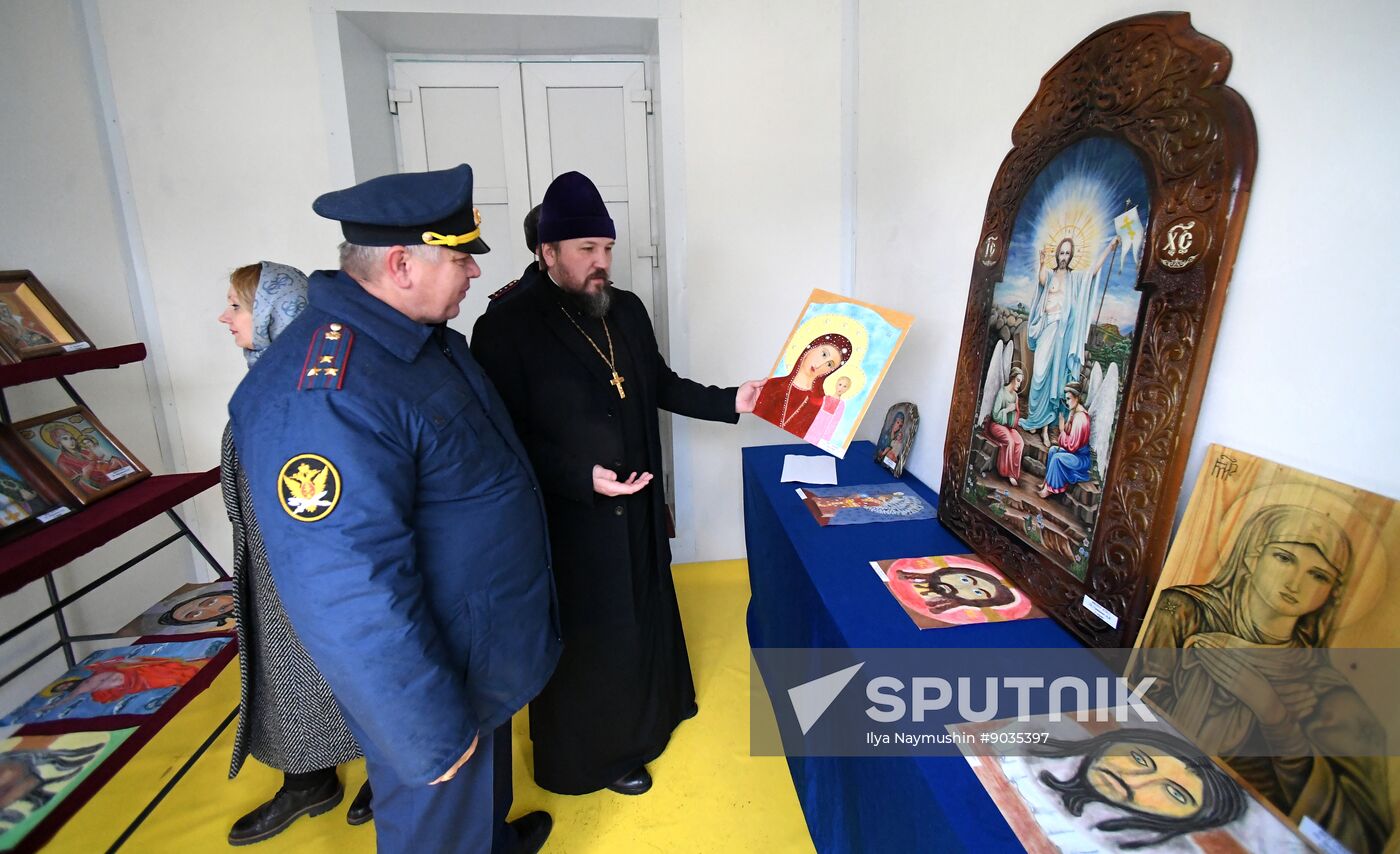 Russia Inmate Icon Painting Contest