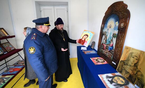 Russia Inmate Icon Painting Contest