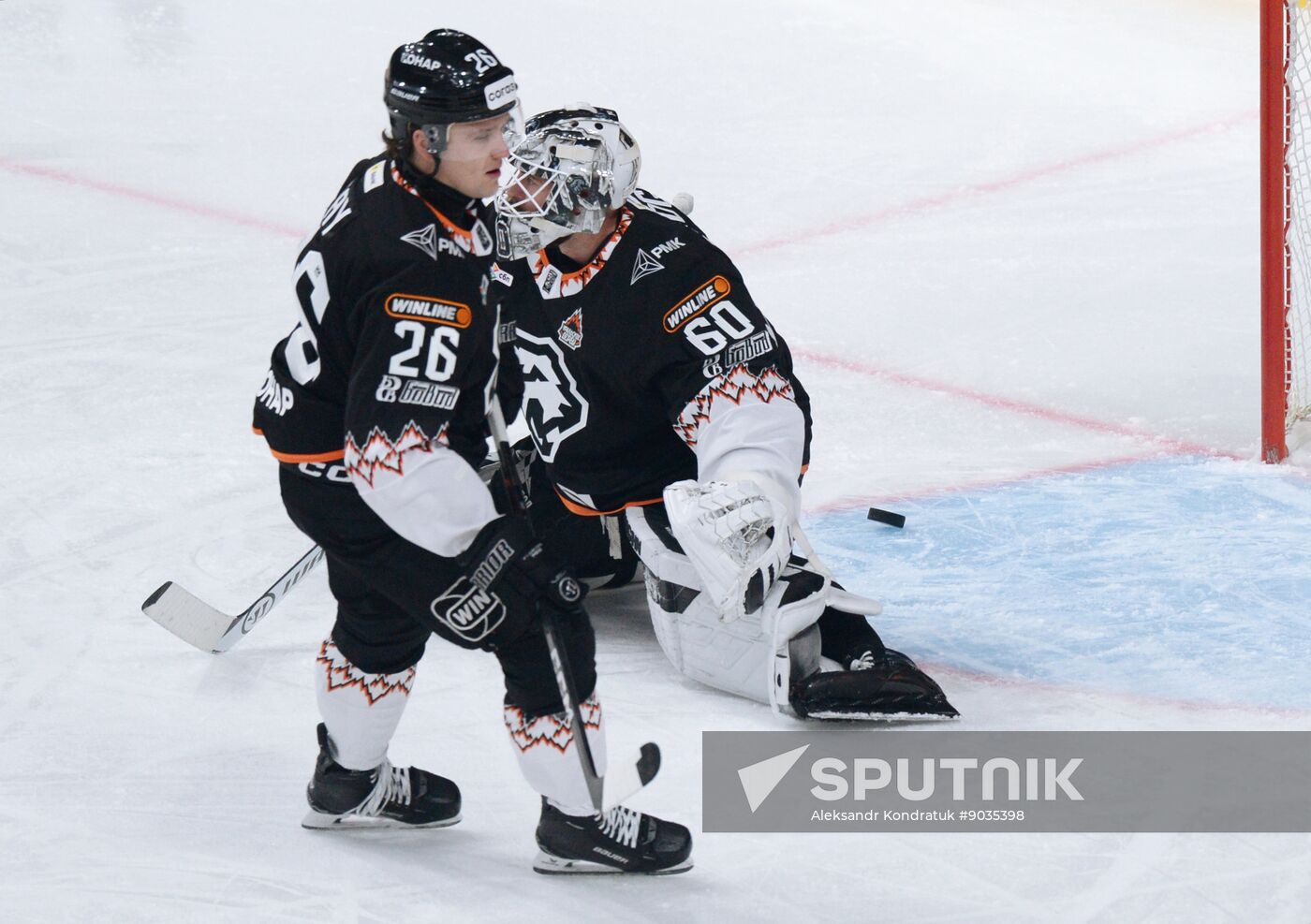 Russia Ice Hockey Kontinental League Traktor - Avtomobilist