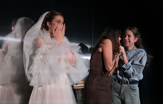 Russia Theatre Do Not Part with Your Beloved