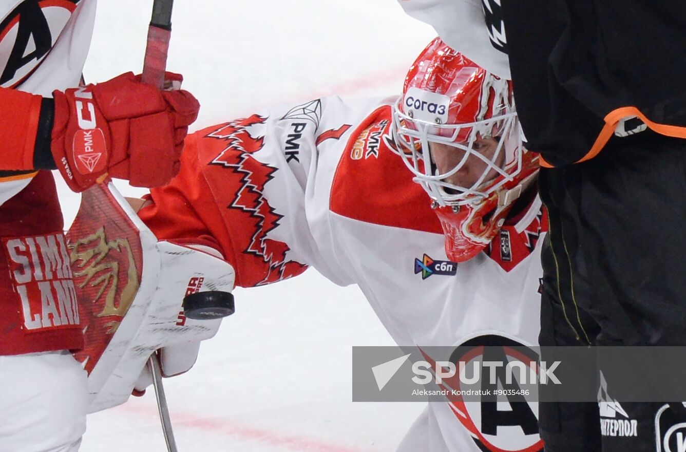 Russia Ice Hockey Kontinental League Traktor - Avtomobilist