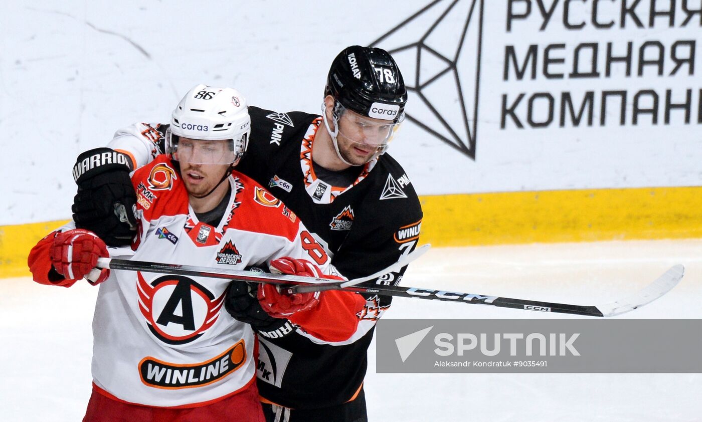 Russia Ice Hockey Kontinental League Traktor - Avtomobilist