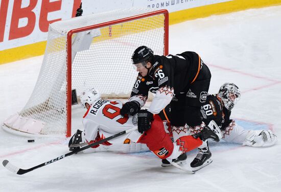 Russia Ice Hockey Kontinental League Traktor - Avtomobilist