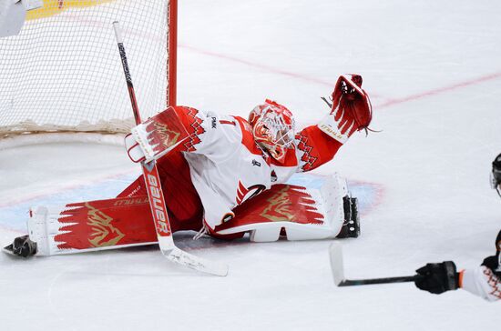 Russia Ice Hockey Kontinental League Traktor - Avtomobilist