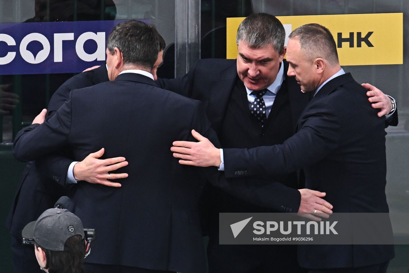 Russia Ice Hockey Kontinental League Ak Bars - Metallurg