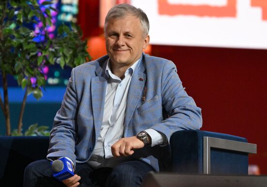 Russia Znaniye Educational Marathon