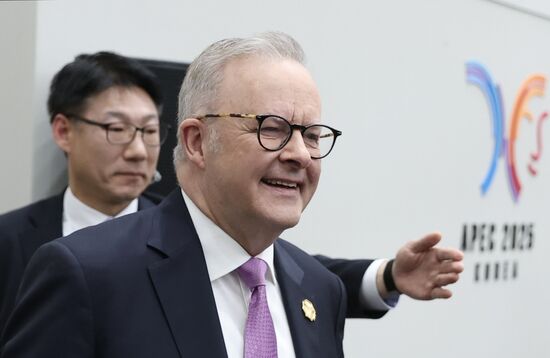 South Korea APEC CEO Summit