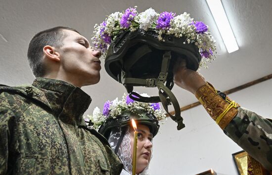 Russia Ukraine Military Operation Wedding