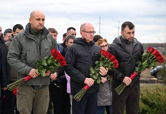 Russia DPR Zhoga Monument