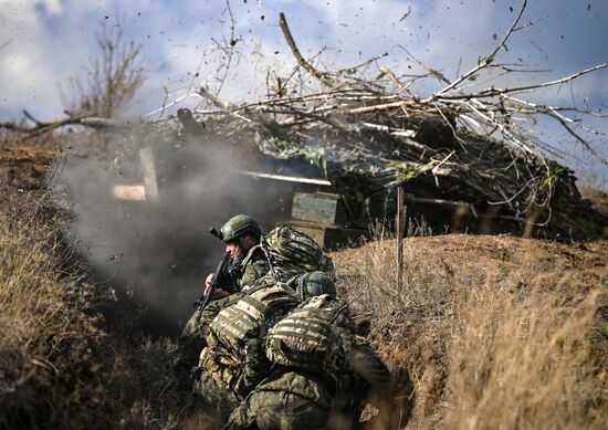 Russia Ukraine Military Operation Scouts Training