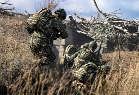 Russia Ukraine Military Operation Scouts Training