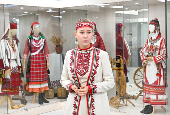 Russia Ethnographic Dictation