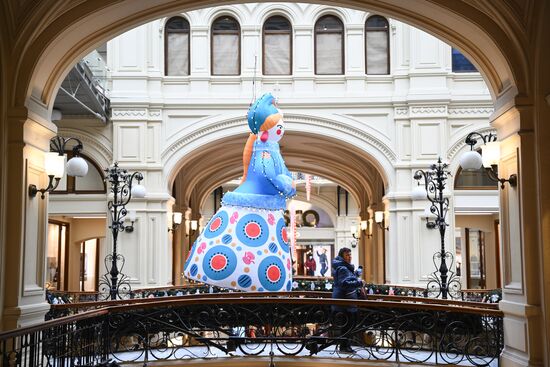 Russia New Year Season Preparations