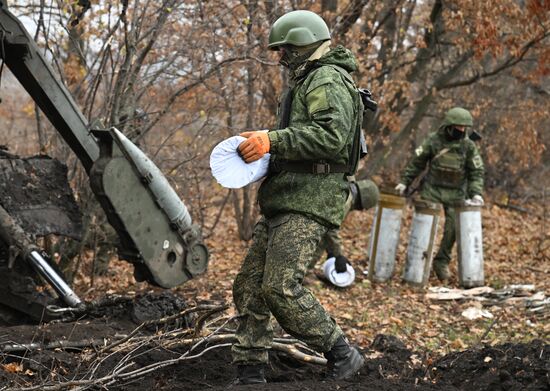 Russia Ukraine Military Operation Artillery Unit