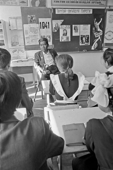 Joint Peace Lesson at rural school in Kyrgyzstan