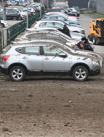 Russia Ice Complex Pillar Collapse