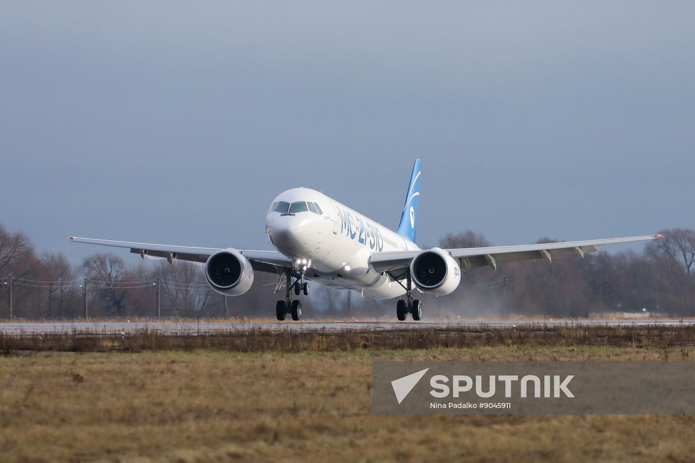 Russia New MC-21 Passenger Jet Tests