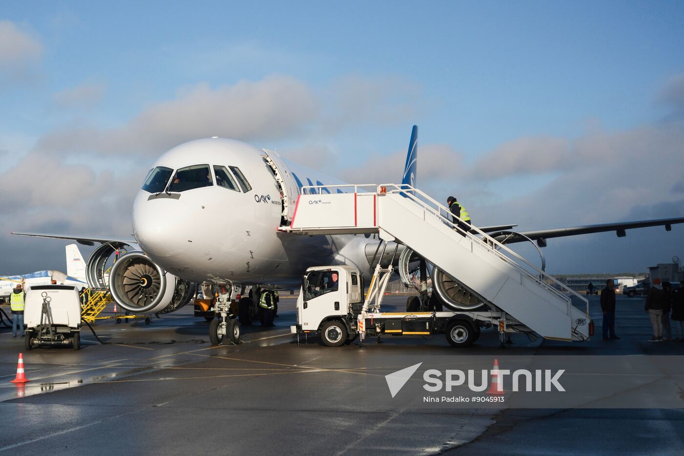 Russia New MC-21 Passenger Jet Tests