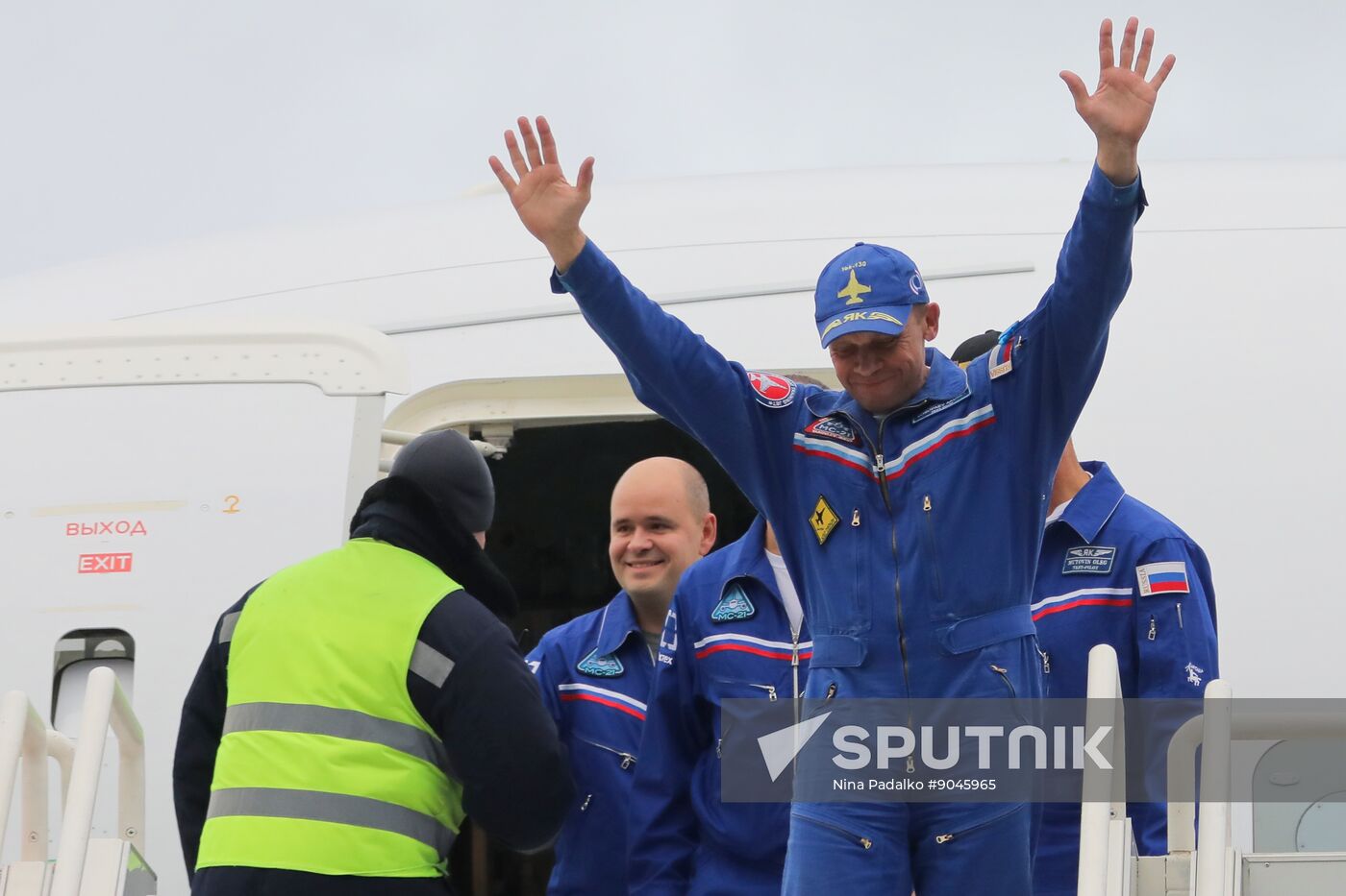 Russia New MC-21 Passenger Jet Tests