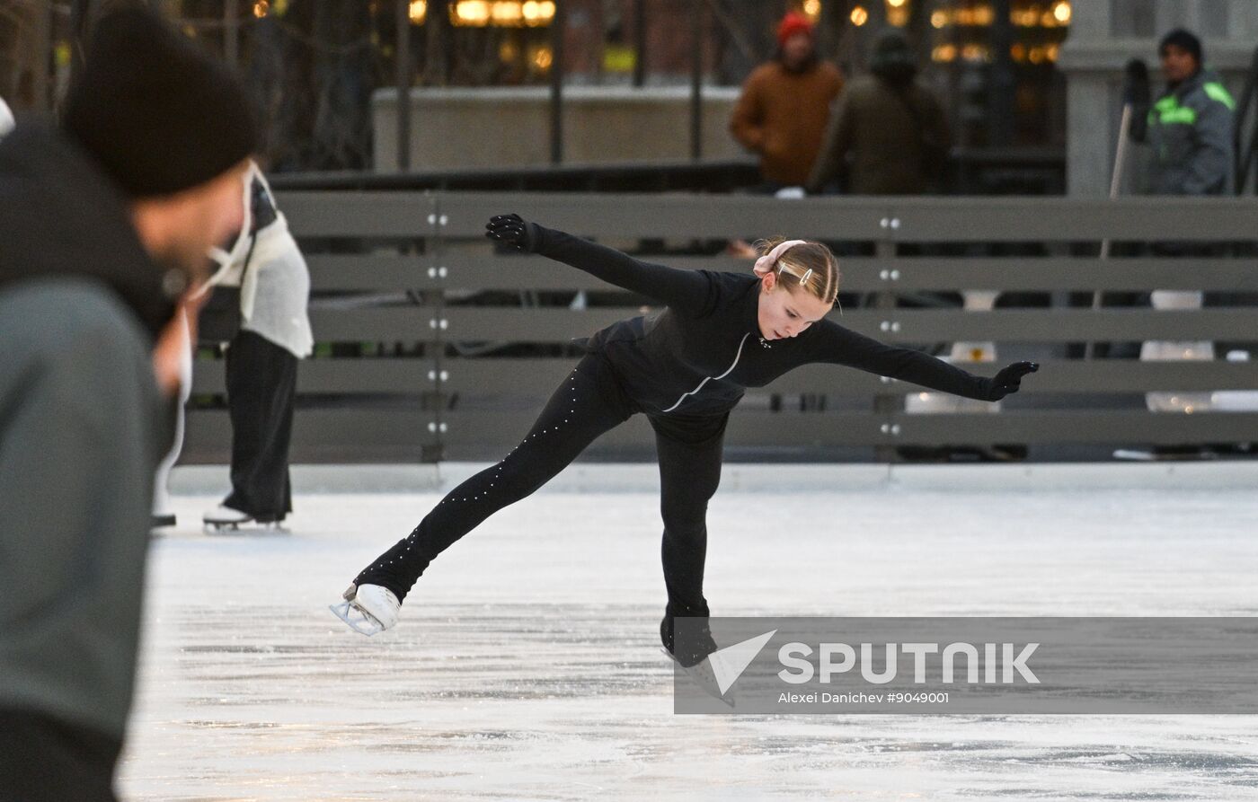 Russia Winter Leisure