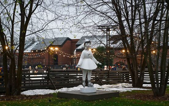 Russia Winter Leisure