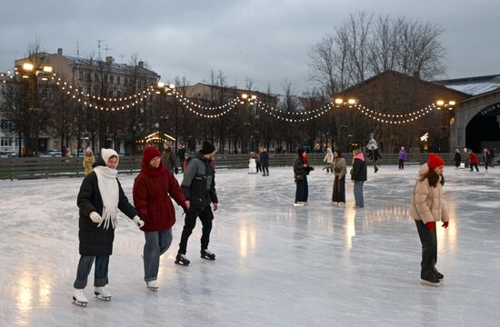 Russia Winter Leisure