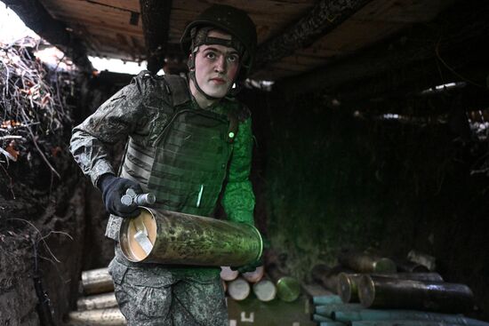 Russia Ukraine Military Operation Msta-S Artillery Unit